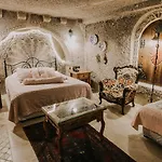 Cave 4* Goreme