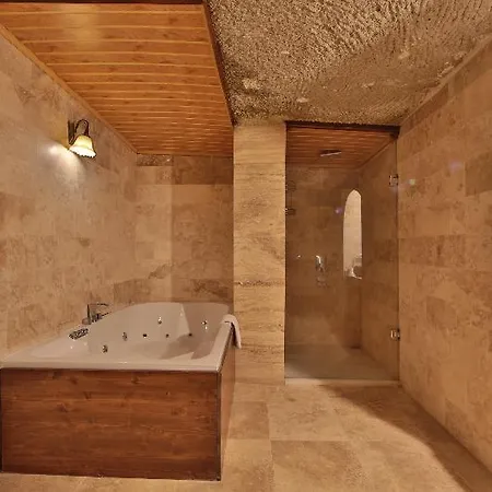 Otel Cave 4*