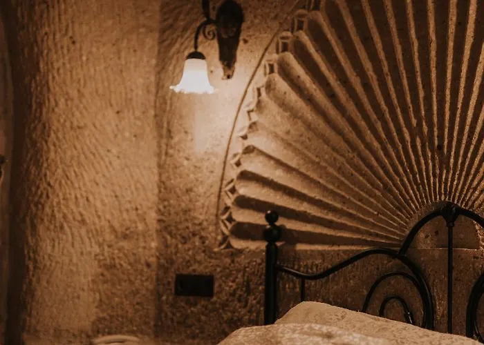 Cave 4* Гьореме